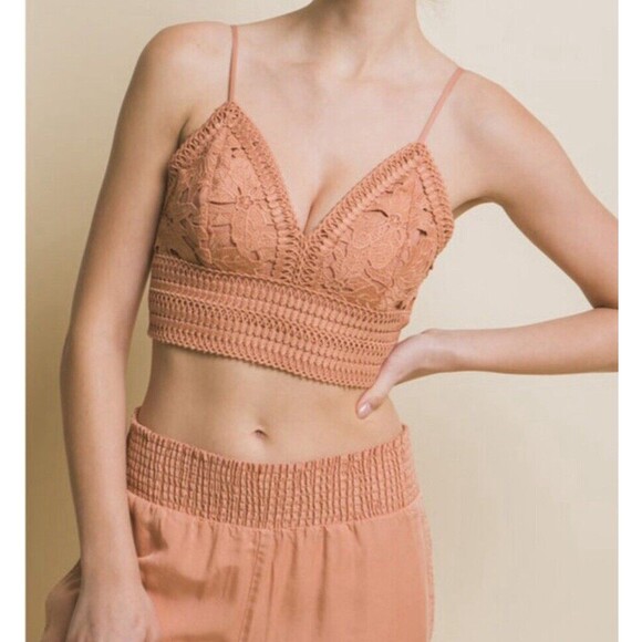 Love Tree Tops - Crochet Beige Bralette Festival Boho Hippie Peasant Tank Top Cropped Floral Med